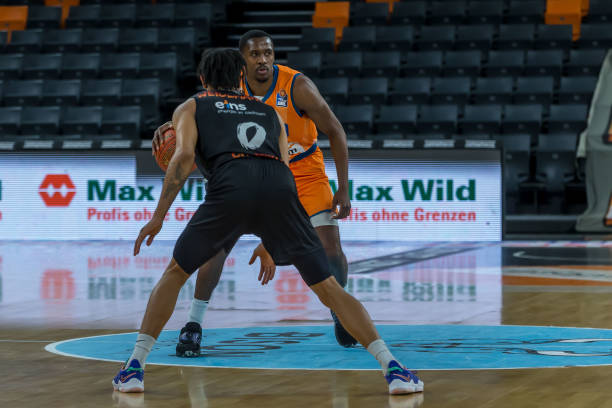 化背后的管 化背后的管