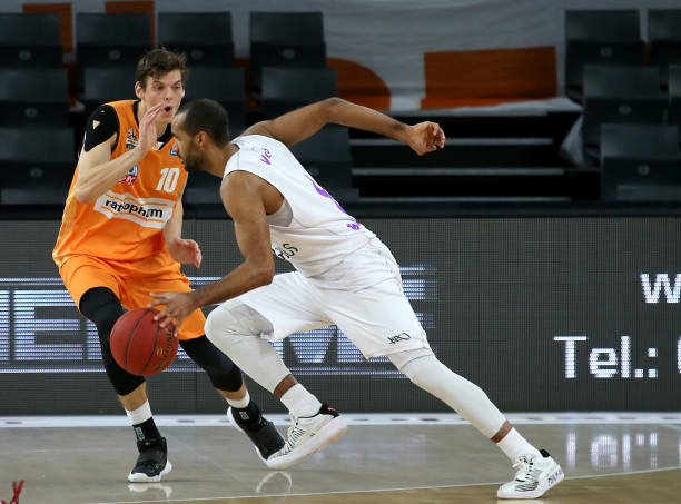 与企业建立 与企业建立