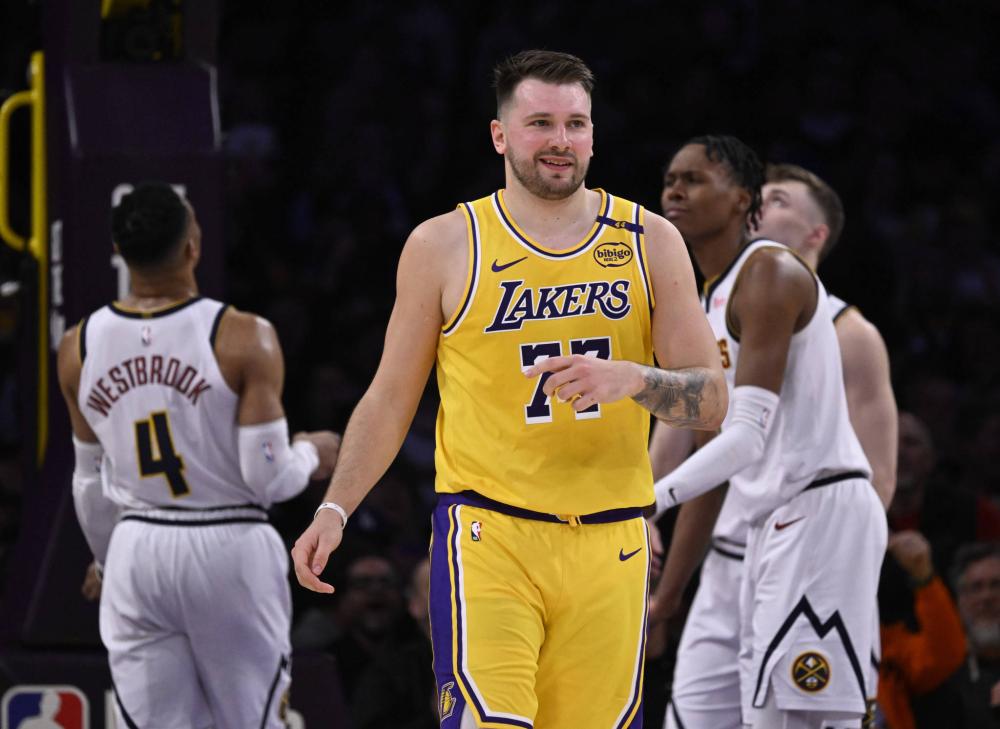 但他在防守 但他在防守